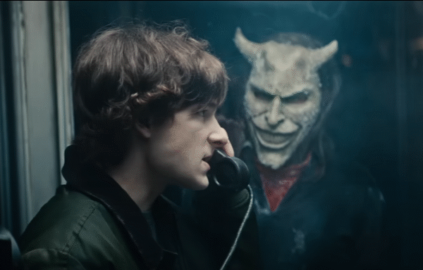 Novo trailer DUBLADO e LEGENDADO de O Telefone Preto 2, afirma: “morto é só uma palavra”!